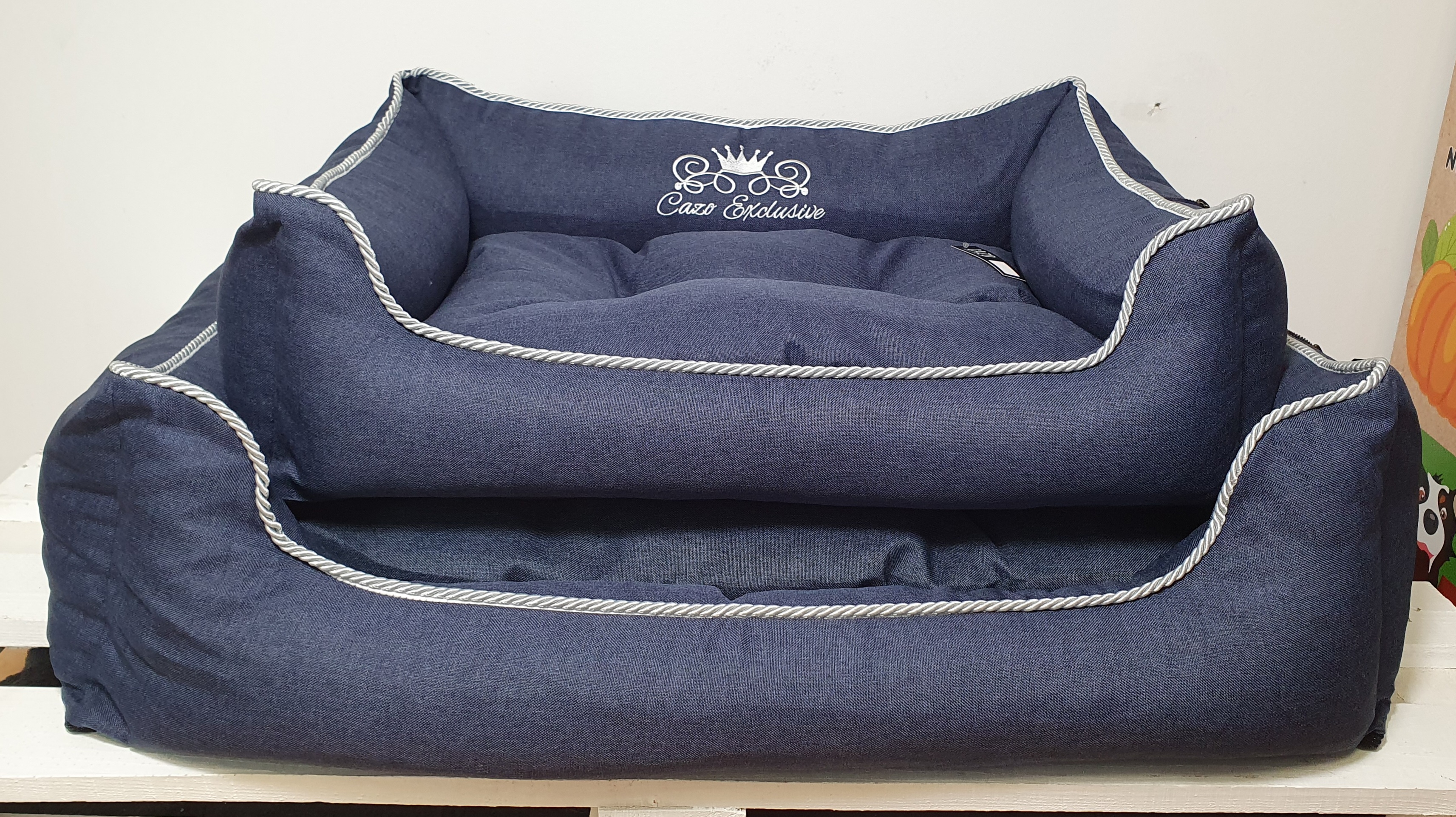 Cazo Royal line navy blue.